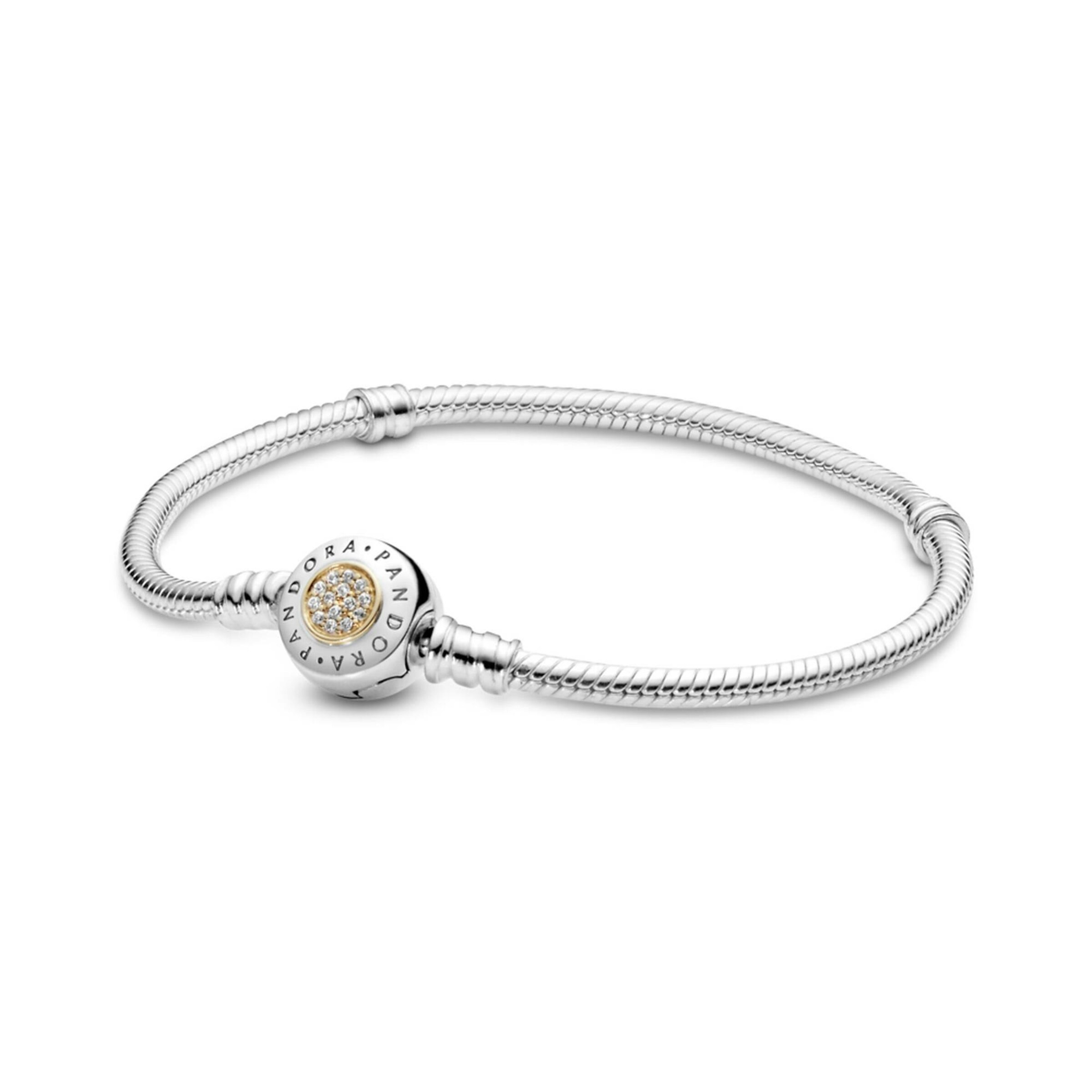 Pandora Bracelet in Silver: front