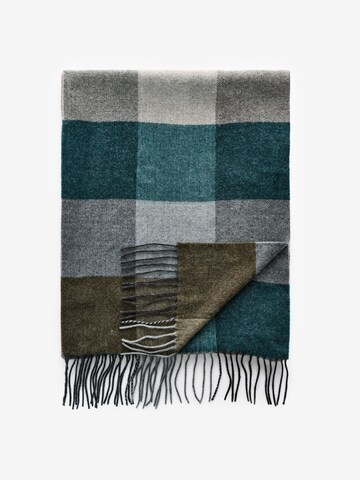 Next Set: Mütze, Schal und Handschuhe in Grün