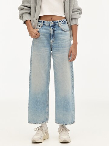 Wide leg Jeans de la Pull&Bear pe albastru: față