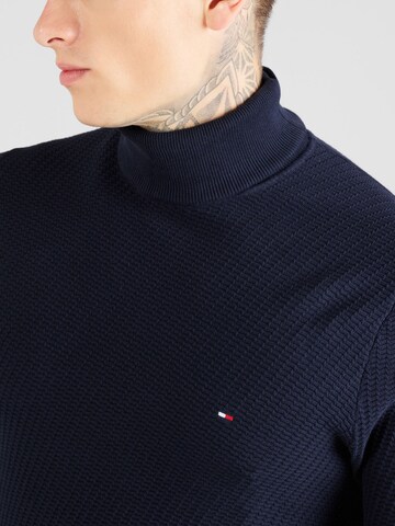 TOMMY HILFIGER Sweater in Blue