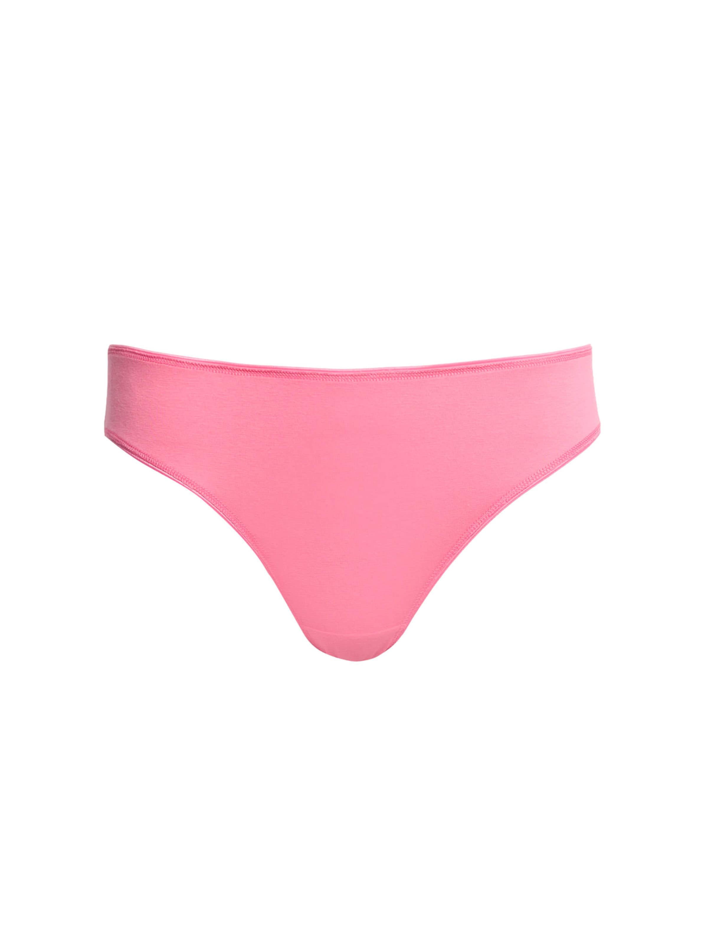 Slip di Marks & Spencer in beige