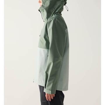 Haglöfs Outdoor Jacket in Green