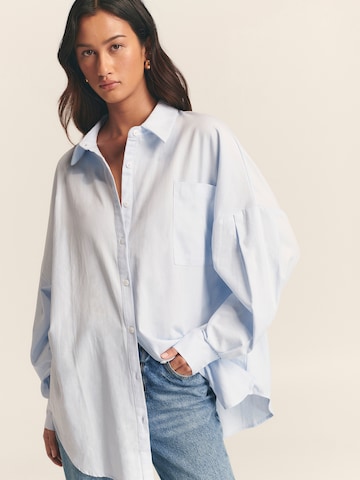 St MRLO - Blusa 'Requisite' en azul