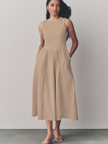 Robe Next en beige : devant
