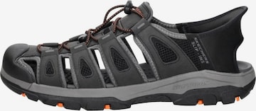 Sandales 'Slip-Ins: Relaxed Fit' SKECHERS en noir : devant