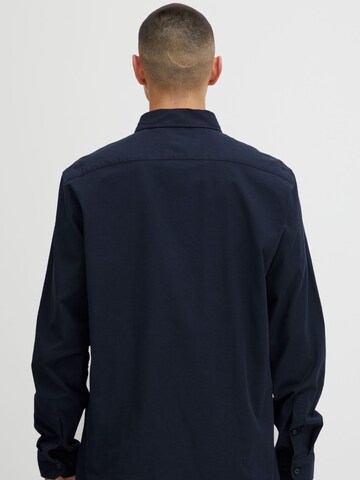 Coupe regular Chemise 'DANLADI' !Solid en bleu