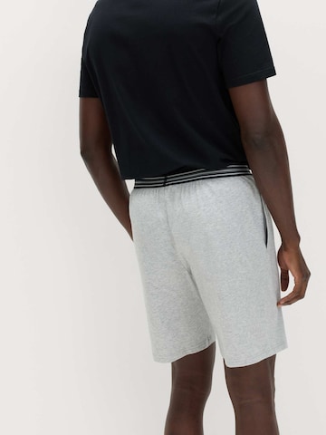Pantaloncini da pigiama di Marks & Spencer in grigio