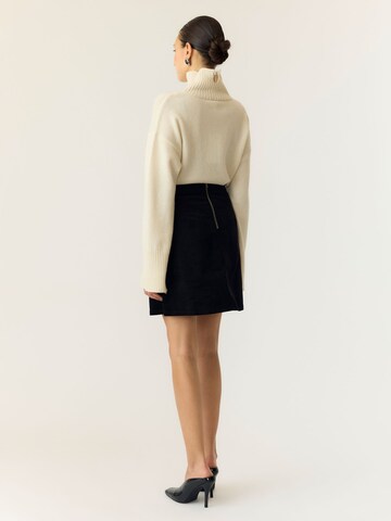 YAS - Falda 'CORA' en negro