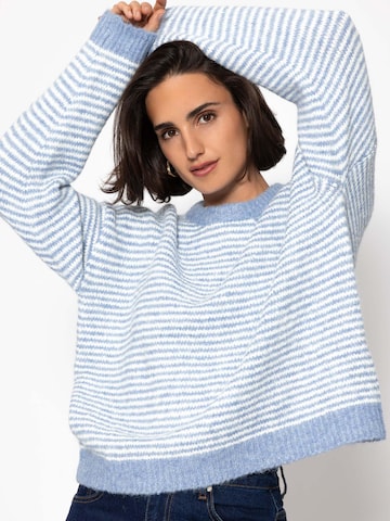 SASSYCLASSY Sweater in Blue