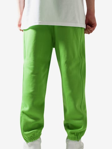 Urban Classics Tapered Broek in Groen