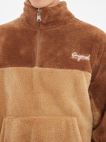 Sweat-shirt Trendyol en beige