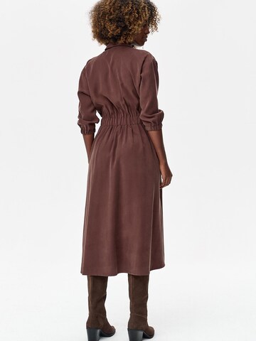 Blue Shadow Dress in Brown