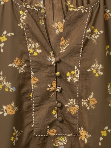 Odd Molly Shirt ' Beautiful ' in Bruin: voorkant