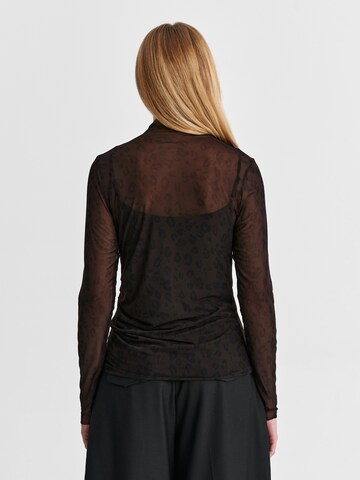 TATUUM Shirt 'Olari' in Braun