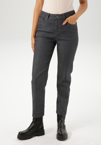 Aniston SELECTED Regular Jeans in Black: front