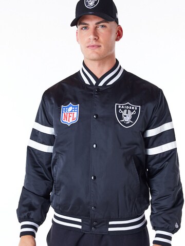 NEW ERA Átmeneti dzseki 'LASRAI' - fekete: elől