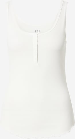 GAP Top in White: front