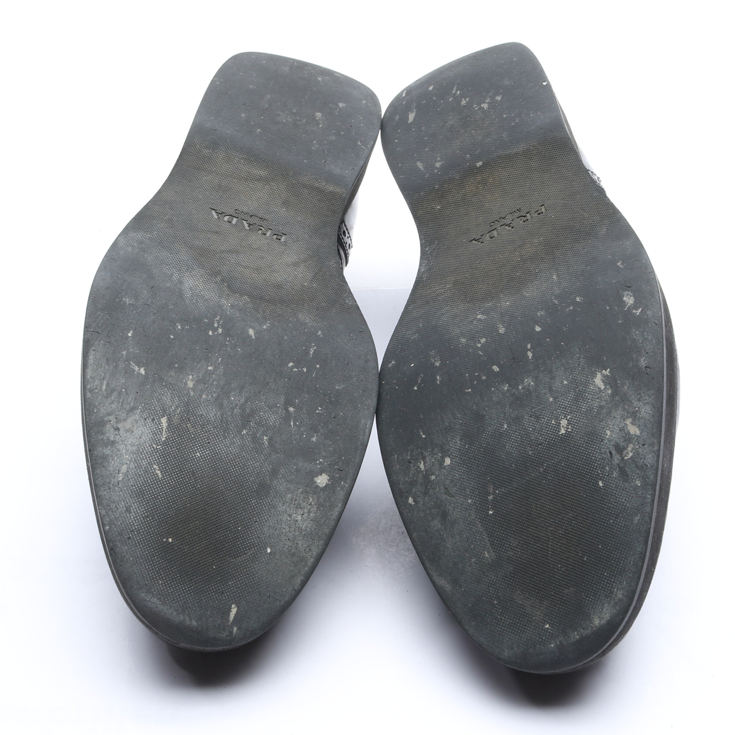 PRADA Flats & Loafers in 39 in Black