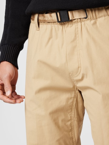 Calvin Klein Jeans - regular Pantalón en beige