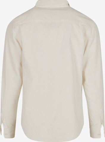 Coupe regular Chemise Urban Classics en blanc