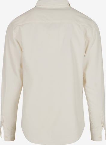 Coupe regular Chemise Urban Classics en blanc