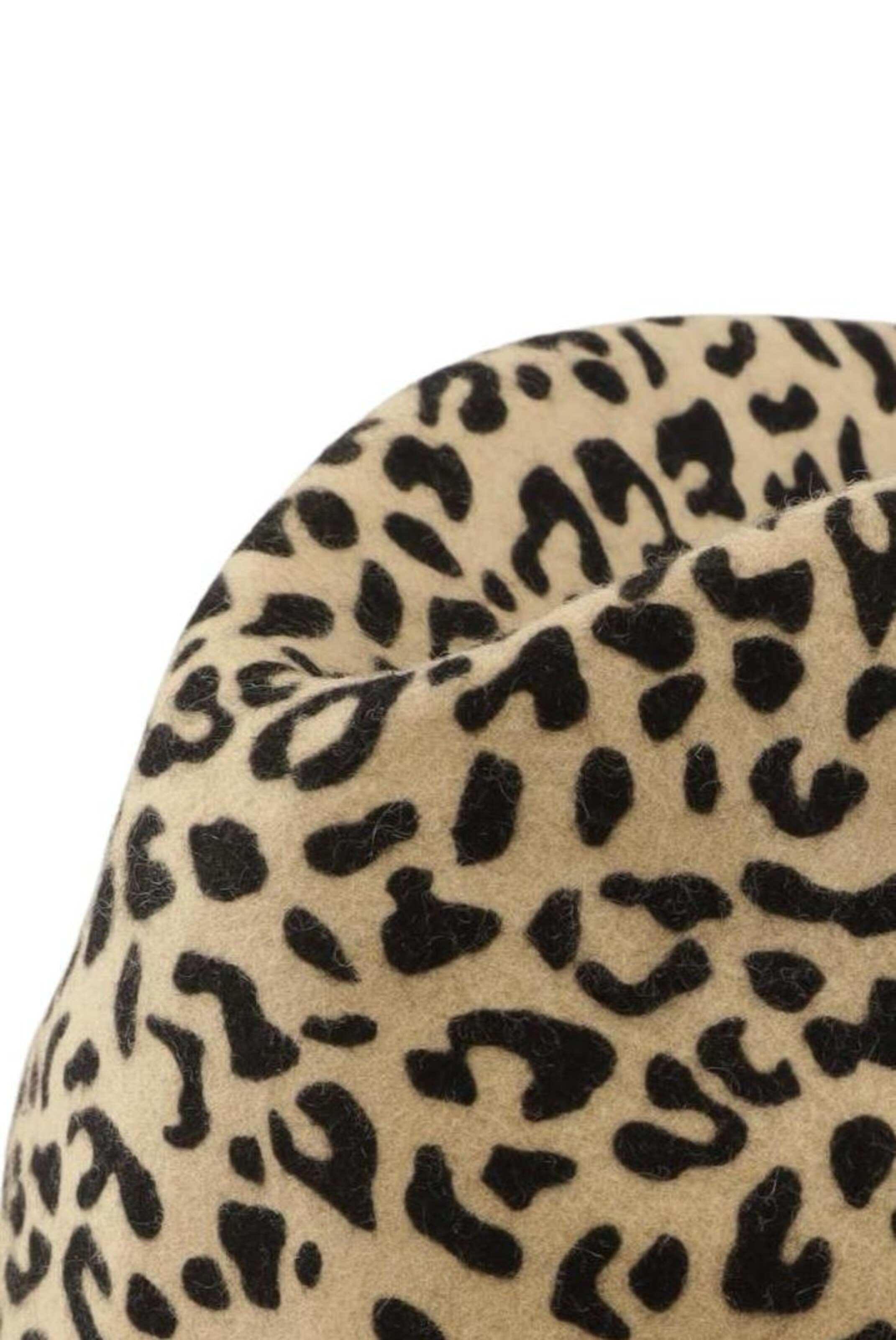 Marc Cain Hat & Cap in 52 in Beige