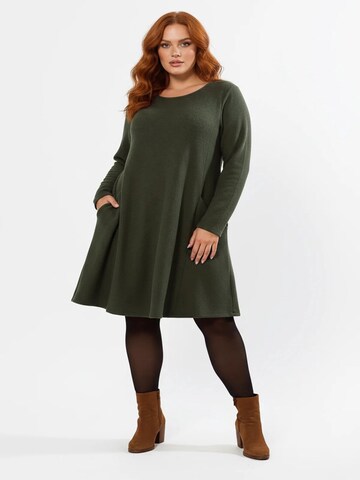 Shape Of You Knit dress in Green