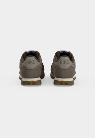 pelēks Nike Sportswear Zemie brīvā laika apavi 'Cortez'