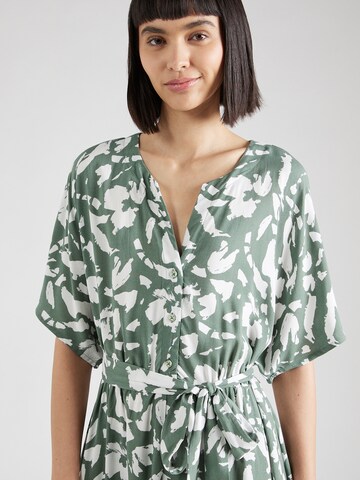 Robe 'Iris' ABOUT YOU en vert