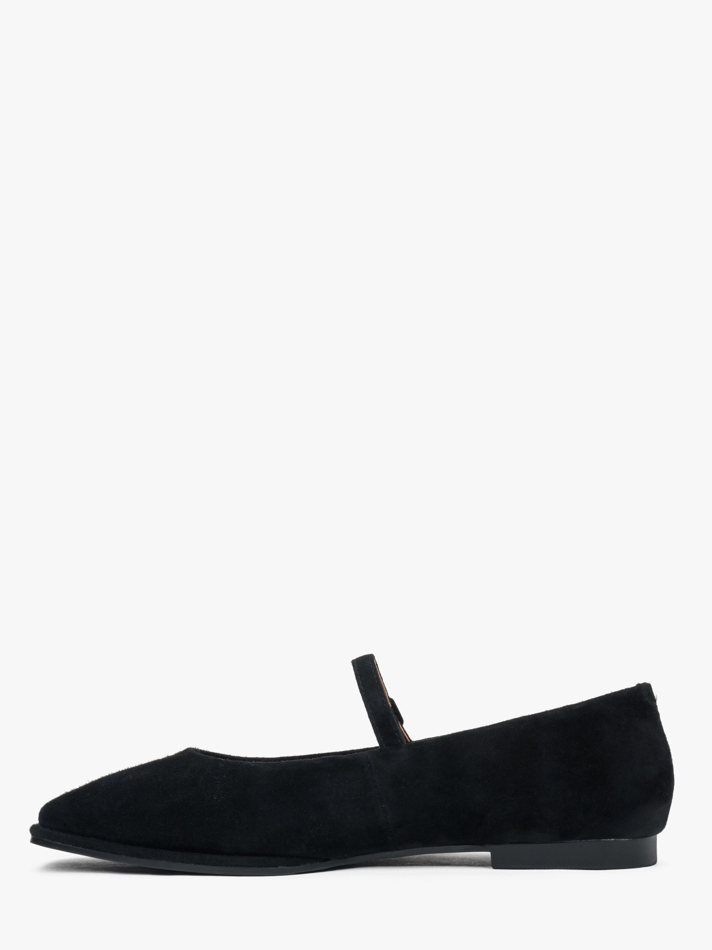Estro Ballet Flats '101-15' in Black