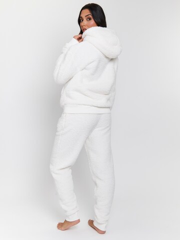 Loungeable Loungewear in Beige