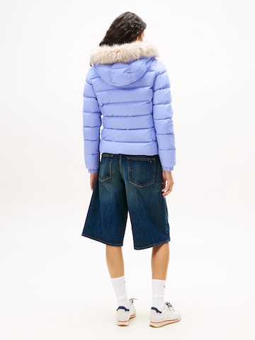 Geacă de iarnă de la Tommy Jeans pe albastru