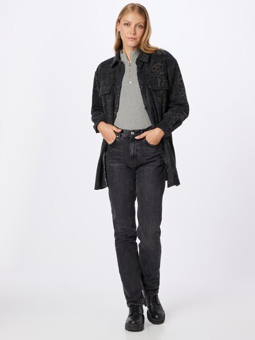 Iriedaily Between-Season Jacket in Black