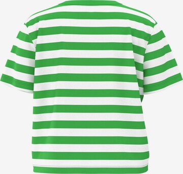 T-shirt 'Essential' SELECTED FEMME en vert