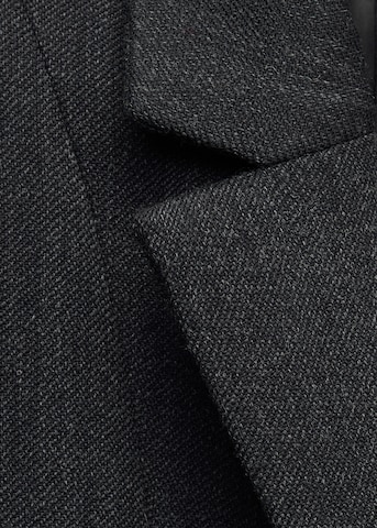 MANGO Between-seasons coat in Black