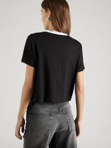 GUESS - Camiseta 'ZOEY' en negro