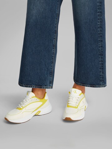 Calvin Klein Låg sneaker 'RETRO TENNIS' i vit: framsida