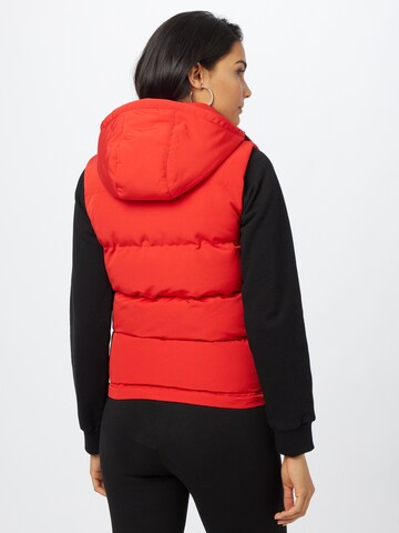 Gilet 'EVEREST' Superdry en rouge