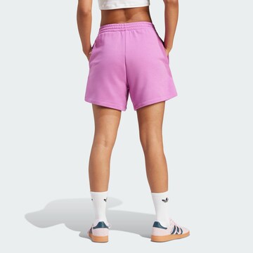 ADIDAS ORIGINALS Loosefit Shorts 'Adicolor Essentials' in Lila