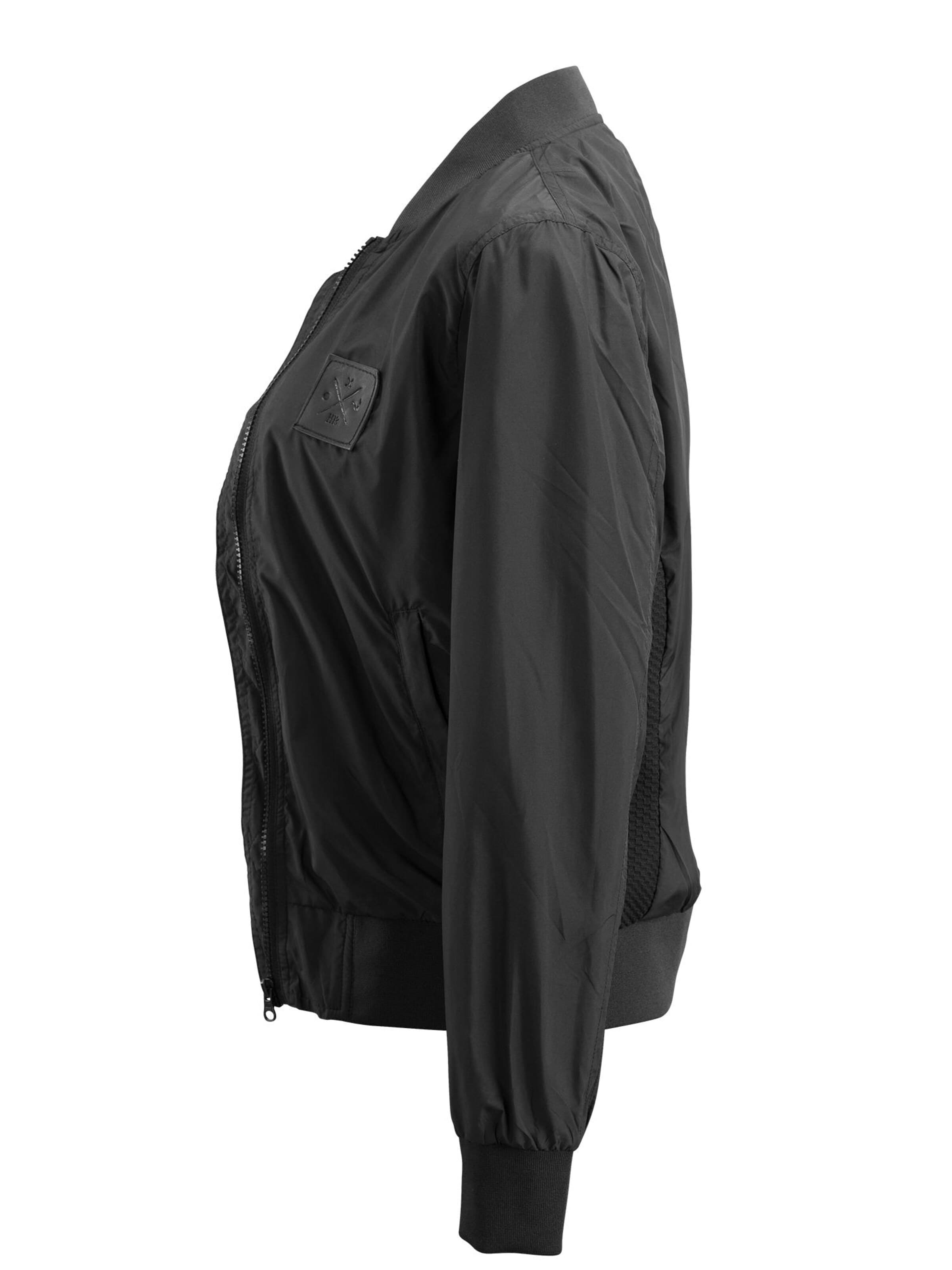 Manufaktur13 Between-Season Jacket in Black