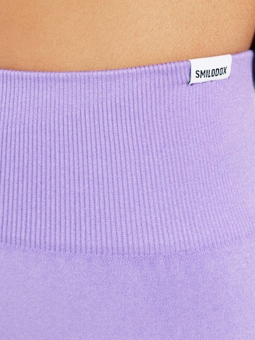 Coupe slim Pantalon de sport Smilodox en violet