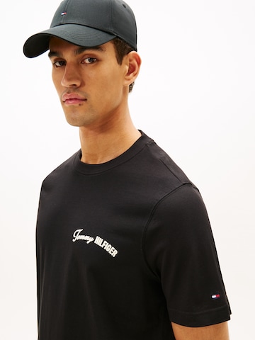 TOMMY HILFIGER Bluser & t-shirts i sort