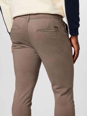 Slimfit Pantaloni eleganți de la JACK & JONES pe maro