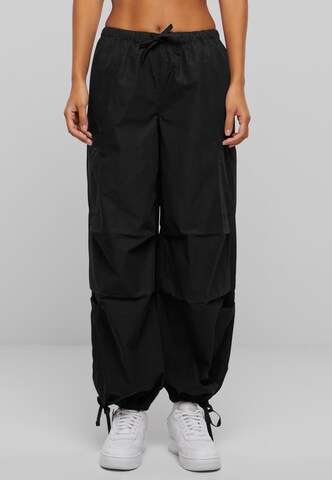 Pantalon cargo Urban Classics en noir : devant