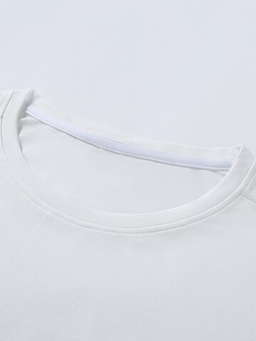 YOUTHUP Performance Shirt 'Feuchttrans' in White