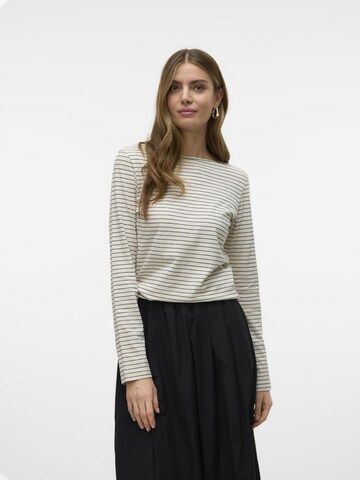 T-shirt 'Onyx' VERO MODA en blanc : devant