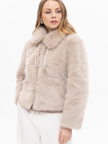 Passioni Between-Season Jacket in Beige