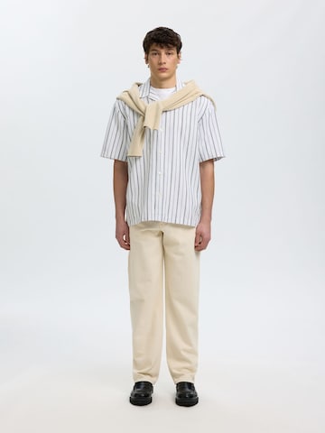 Fit confort Chemise 'SLHClay' SELECTED en blanc