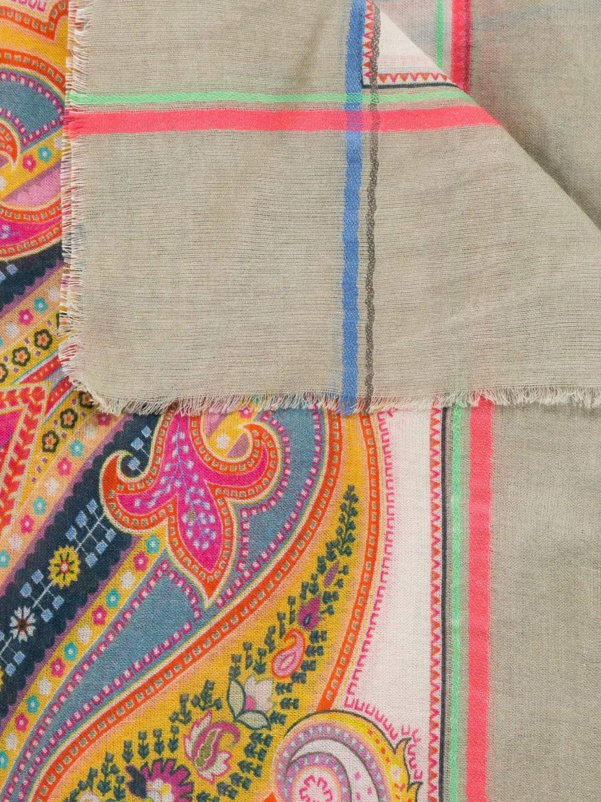 Passigatti Wrap 'Tuch mit Paisleymuster' in Beige