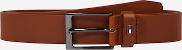 Cintura 'Layton' di TOMMY HILFIGER in marrone: frontale